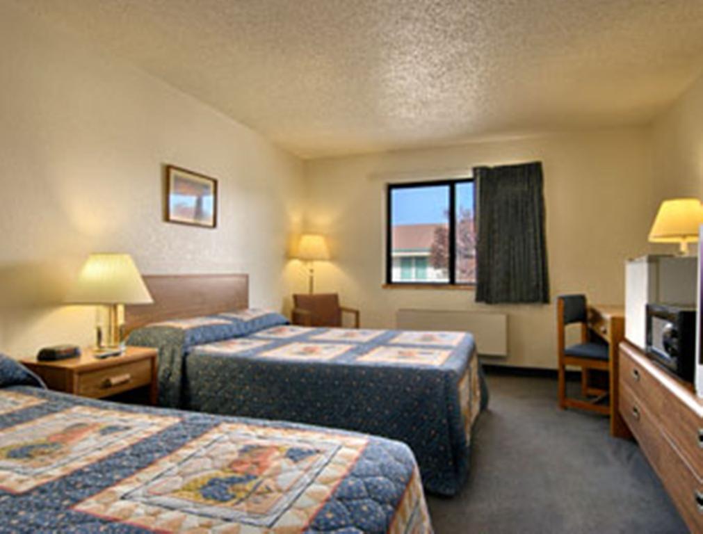Super 8 By Wyndham Willows Habitación foto
